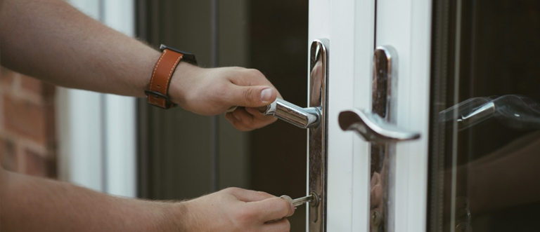 24 hour key locksmith Woodcrest