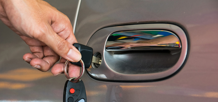Car door lock repair in Woodcrest
