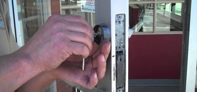 commercial door lock repair Woodcrest